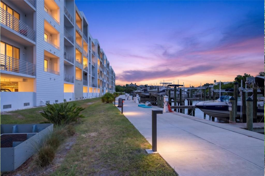 1709 Tamiami Trl, Unit 505, Sarasota, FL